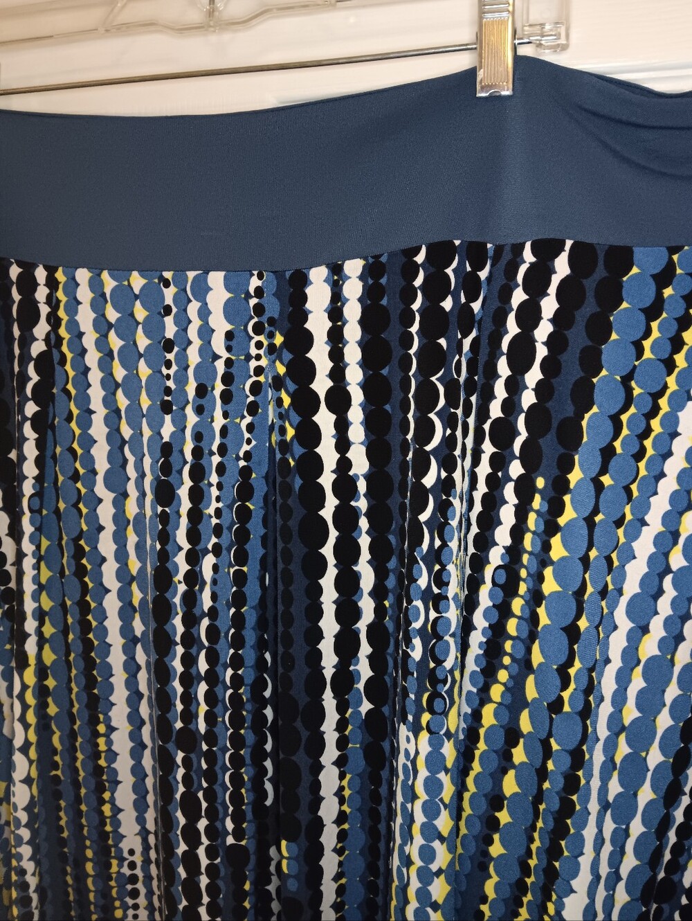Alfani Patterned A-Line Stretch Pull-On Skirt - Picture 6 of 7